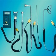 煤溫度計是一種袖珍數字溫度計，由干電池供電。
